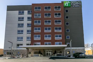 Holiday Inn Express & Suites Jersey City North - Hoboken, an IHG Hotel image