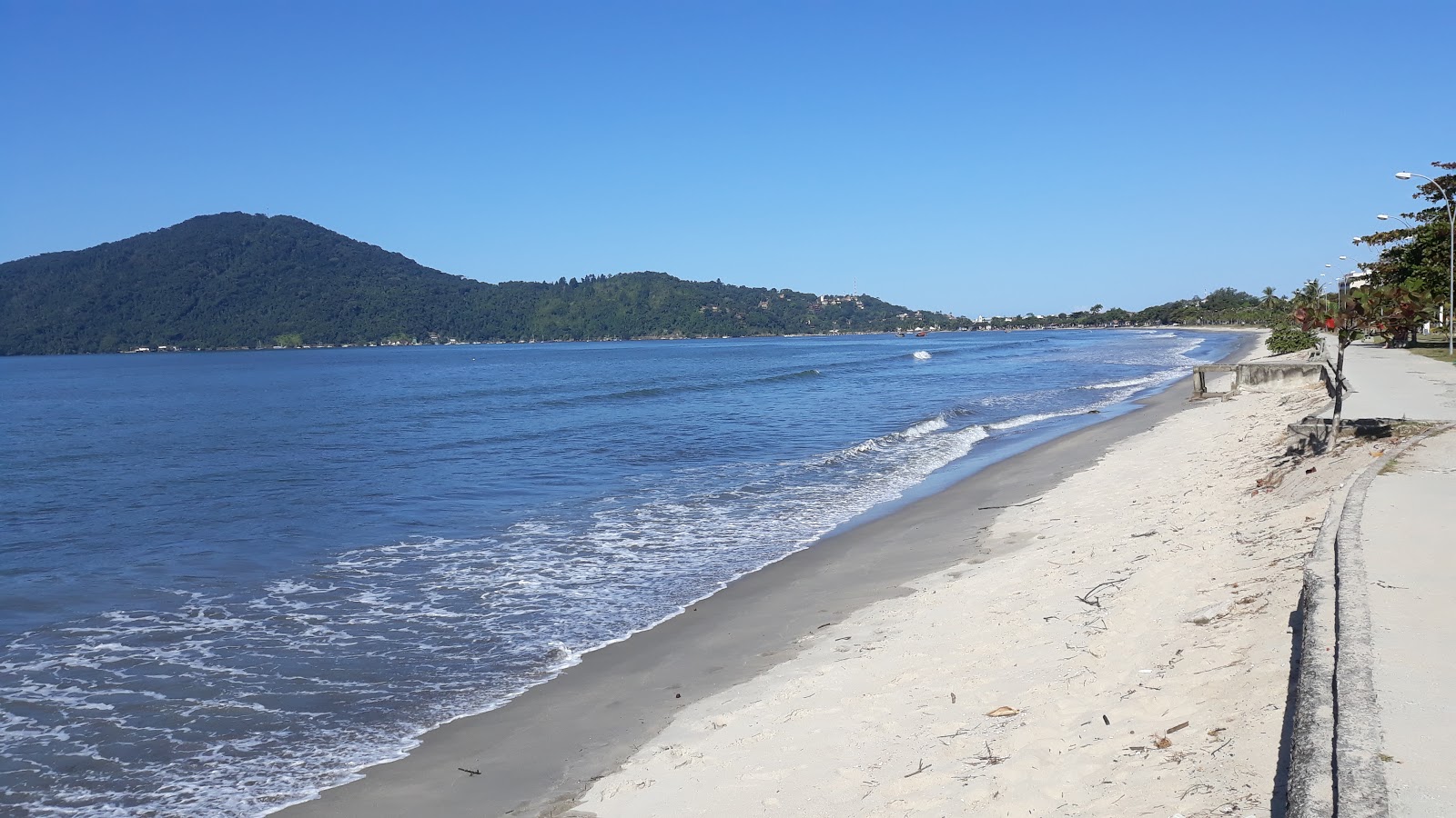 Photo de Praia de Iperoig zone des équipements