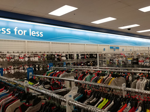 Clothing Store «Ross Dress for Less», reviews and photos, 2180 MacArthur Rd, Whitehall, PA 18052, USA