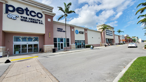Pet Supply Store «Petco Animal Supplies», reviews and photos, 2565 NE 10th Ct, Homestead, FL 33035, USA