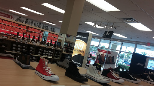 Shoe Store «Famous Footwear», reviews and photos, 505-507 W 49th St, Hialeah, FL 33012, USA