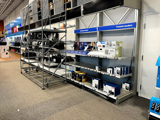Electronics Store «Best Buy», reviews and photos, 1501 New Britain Ave, West Hartford, CT 06110, USA