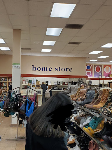 Thrift Store «Goodwill - Cucamonga», reviews and photos, 8423 Haven Ave, Rancho Cucamonga, CA 91730, USA