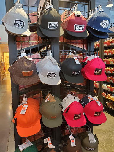Shoe Store «Vans», reviews and photos, 917 Lifestyle St, Manteca, CA 95337, USA