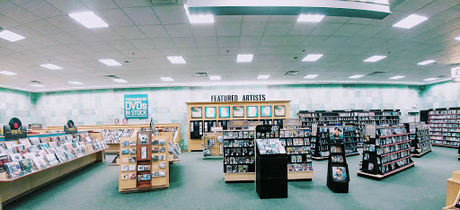 Book Store «Barnes & Noble Booksellers Happy Valley», reviews and photos, 2501 W Happy Valley Rd, Phoenix, AZ 85085, USA