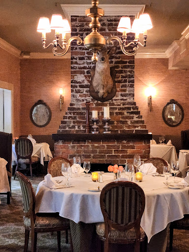 American Restaurant «The Veranda», reviews and photos, 2122 Second St, Fort Myers, FL 33901, USA