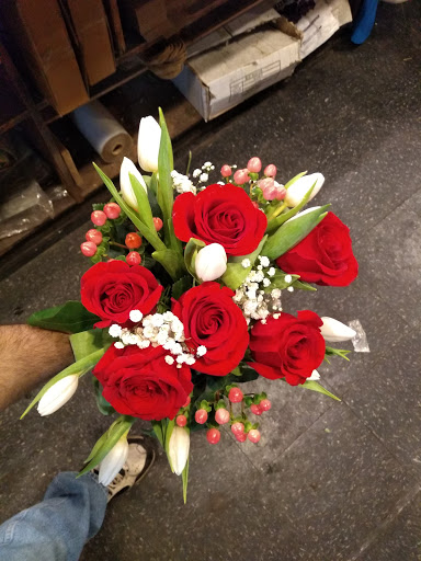 Florist «Sunshine Florist Inc.», reviews and photos, 946 1st Avenue, New York, NY 10022, USA