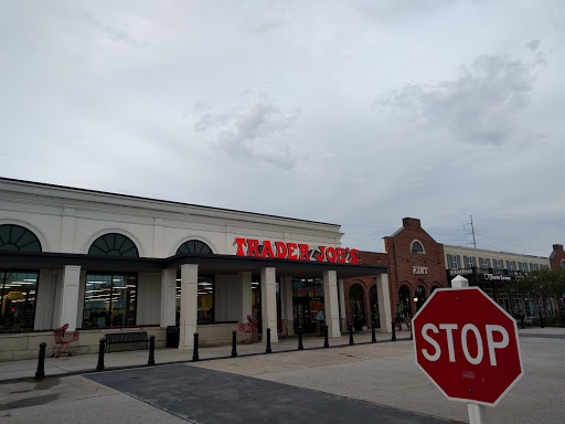 Shopping Mall «Acadian Village Shopping Center», reviews and photos, 3535 Perkins Rd, Baton Rouge, LA 70808, USA