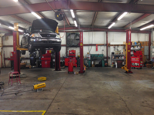 Auto Repair Shop «Osborne Automotive», reviews and photos, 560 Flint River Rd, Jonesboro, GA 30238, USA