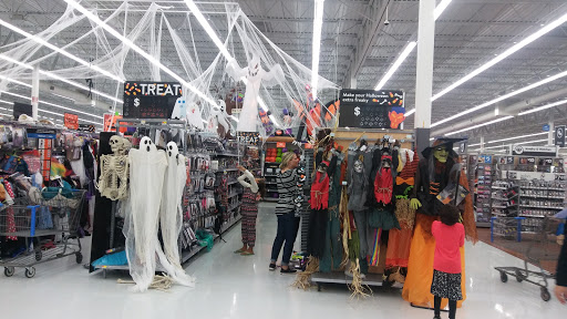 Department Store «Walmart Supercenter», reviews and photos, 2801 Commerce Dr, Coralville, IA 52241, USA