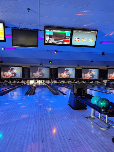 Bowling Alley «St. Charles Bowl», reviews and photos, 2520 W Main St, St Charles, IL 60175, USA