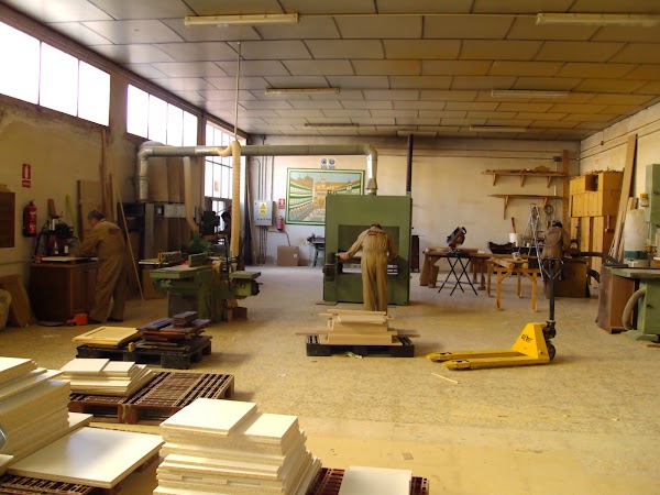 Carpintería y muebles Briñas