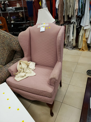 Thrift Store «Goodwill Stamford Store & Donation Station», reviews and photos, 587 Elm St, Stamford, CT 06902, USA