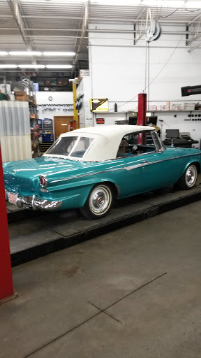 Auto Repair Shop «Hopkins Tire & Auto Service», reviews and photos, 619 14th Ave S, Hopkins, MN 55343, USA