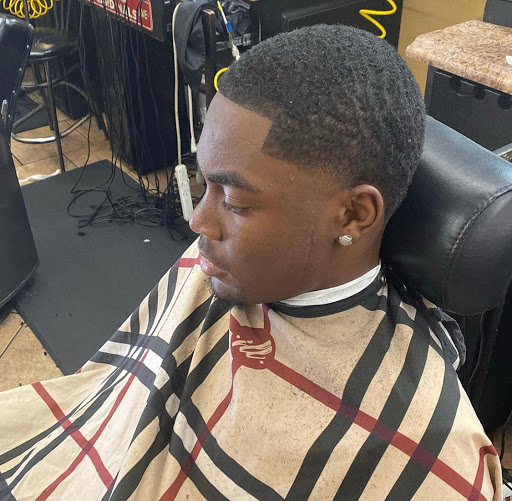 Barber Shop «cutties barber shop», reviews and photos, 1636 E Southern Ave, Phoenix, AZ 85040, USA