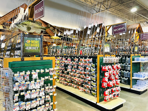 Sporting Goods Store «Bass Pro Shops», reviews and photos, 4500 Baldwin Rd, Auburn Hills, MI 48326, USA