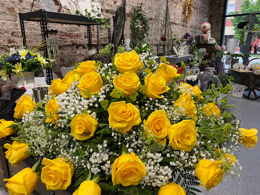 Florist «The Rosebud Flowers», reviews and photos, 501 Main St, Beech Grove, IN 46107, USA