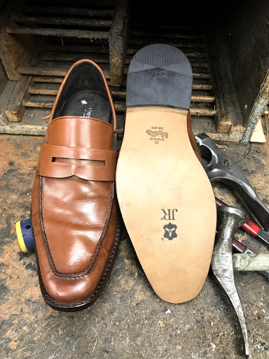 Reyes Shoe Repair