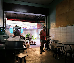 ร้านอาหารตามสั่ง แม่หมู photo