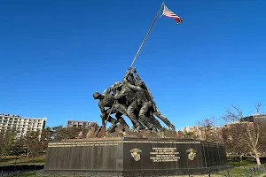 US Marine Corps War Memorial image