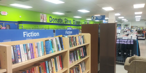Donations Center «Goodwill Retail & Donation Center», reviews and photos