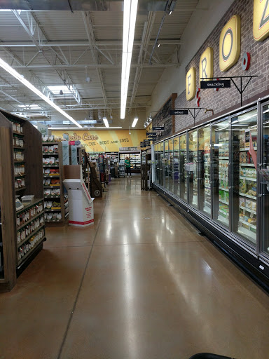 Natural Foods Store «Fresh Thyme Farmers Market- Fishers», reviews and photos, 11481 E 116th St, Fishers, IN 46037, USA