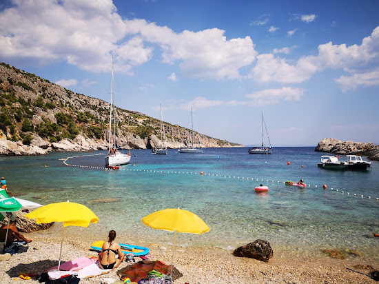 Malo Zarace beach