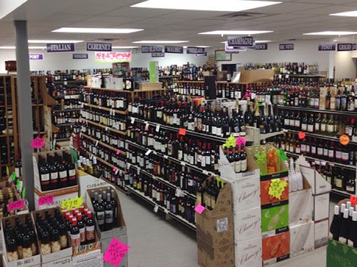 Liquor Store «Ideal Party Store», reviews and photos, 401 Salzburg Ave, Bay City, MI 48706, USA