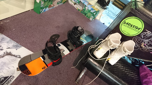 Snowboard Shop «Darkside Snowboard Shop/Okemo», reviews and photos, 57 Pond St, Ludlow, VT 05149, USA