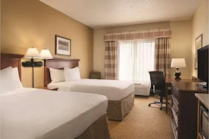 Country Inn & Suites by Radisson, Mankato Hotel and Conference Center, MN image