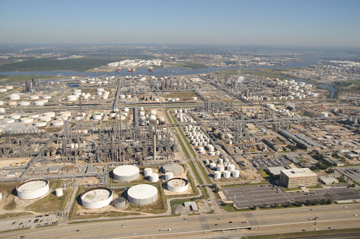 Oil refinery Pasadena
