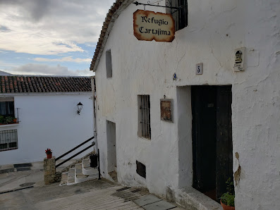 El Refugio Hostel C. del Serrillo, 3D, 29452 Cartajima, Málaga, España