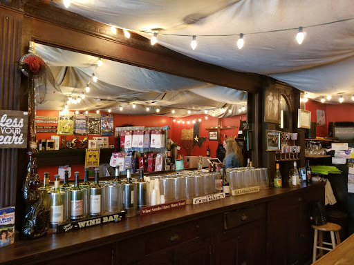 Wine Store «Hill Country Wine Shop», reviews and photos, 114 Wimberley Square, Wimberley, TX 78676, USA