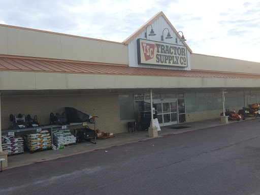 Home Improvement Store «Tractor Supply Co.», reviews and photos, 414 Louisiana 30 W, Gonzales, LA 70737, USA