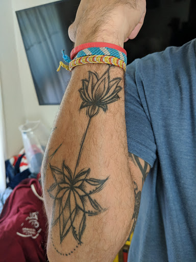 Tattoo Shop «Rise Above Tattoo», reviews and photos, 1009 N Mills Ave, Orlando, FL 32803, USA