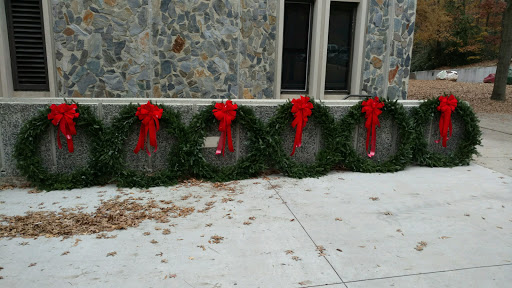 Florist «Myers Florist/Emerald Gardens Flowers», reviews and photos, 2906 Hillsborough Rd, Durham, NC 27705, USA