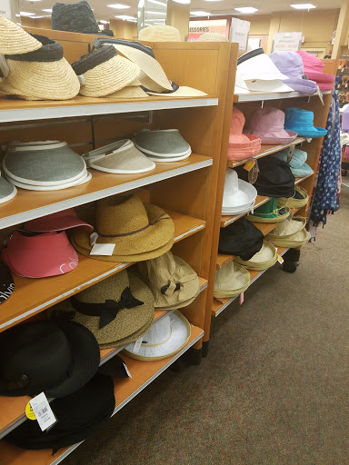 Department Store «Century 21 Department Store», reviews and photos, 200 Bergen Town Center, Paramus, NJ 07652, USA