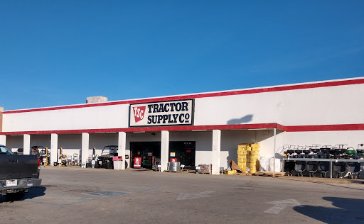 Home Improvement Store «Tractor Supply Co.», reviews and photos, 1935 Old Hwy 135, Corydon, IN 47112, USA