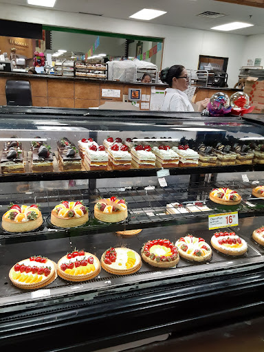 Grocery Store «El Rio Grande #7», reviews and photos, 10325 Lake June Rd #400, Dallas, TX 75217, USA