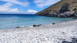 Photo de Paralia Ampelo avec petite baie