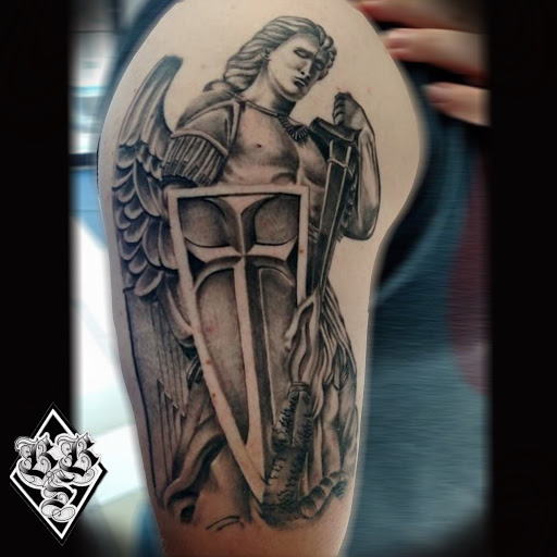 Tattoo Shop «Pinch-N-Poke Tattoo Studio», reviews and photos, 212 N Vesper St, Lock Haven, PA 17745, USA