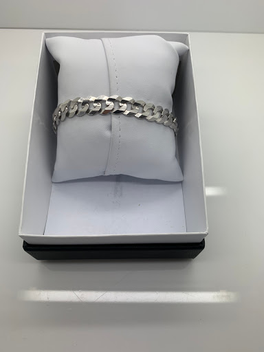 Pawn Shop «Bakersfield pawn shop», reviews and photos, 3117 Niles St, Bakersfield, CA 93306, USA