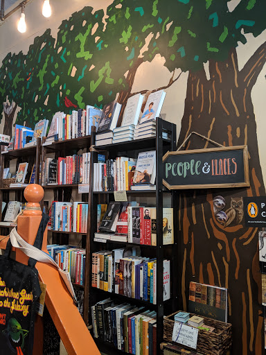 Book Store «Curious Iguana», reviews and photos, 12 N Market St, Frederick, MD 21701, USA