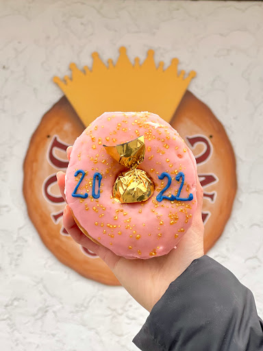 Donut Shop «Donut King», reviews and photos, 411 Middle St, Weymouth, MA 02189, USA