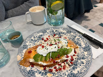 Café du Restaurant servant le petit-déjeuner La petite Bleue BRUNCH & COFFEE à Paris - n°5