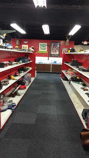 Pawn Shop «Triple Diamond Pawn and Jewelry», reviews and photos, 7401 Washington Ave, Ocean Springs, MS 39564, USA