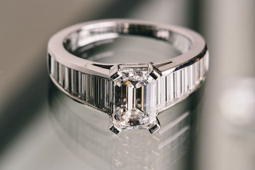 Jewelry Store «Sheffners», reviews and photos, 2408 W 111th St, Chicago, IL 60655, USA