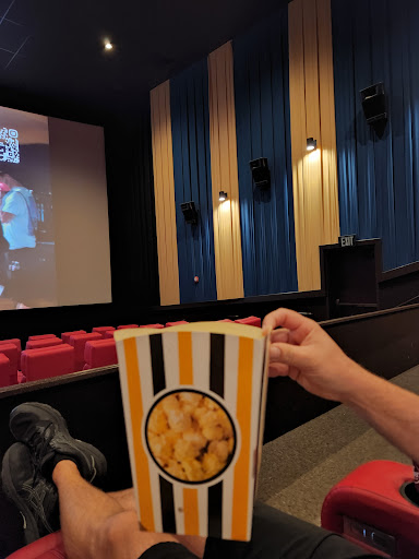 Movie Theater «Cobb Daytona Luxury Theatres», reviews and photos, 1850 Legend lane E100, Daytona Beach, FL 32114, USA