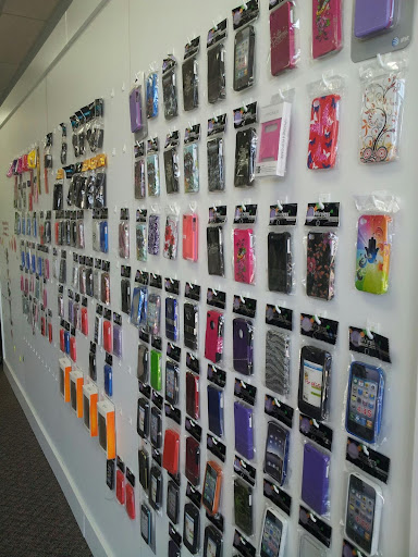 Electronics Repair Shop «iToyz and Androidz», reviews and photos, 6200 Stanford Ranch Rd #500, Rocklin, CA 95765, USA