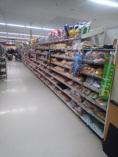 Grocery Store «Stop & Shop», reviews and photos, 1100 Massachusetts Ave, Dorchester, MA 02125, USA